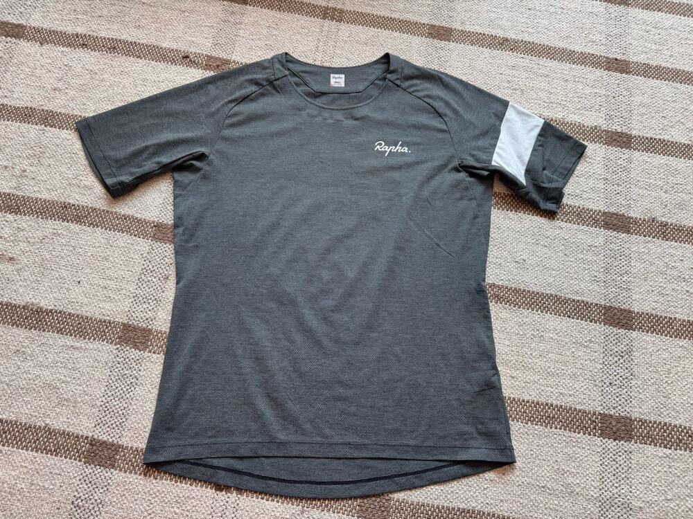 Rapha Technical Trail Shirt Women’s Honeycomb Gray Small Short Sleeve Cycling